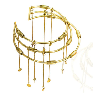 Gold jeweller by Adele Dejak