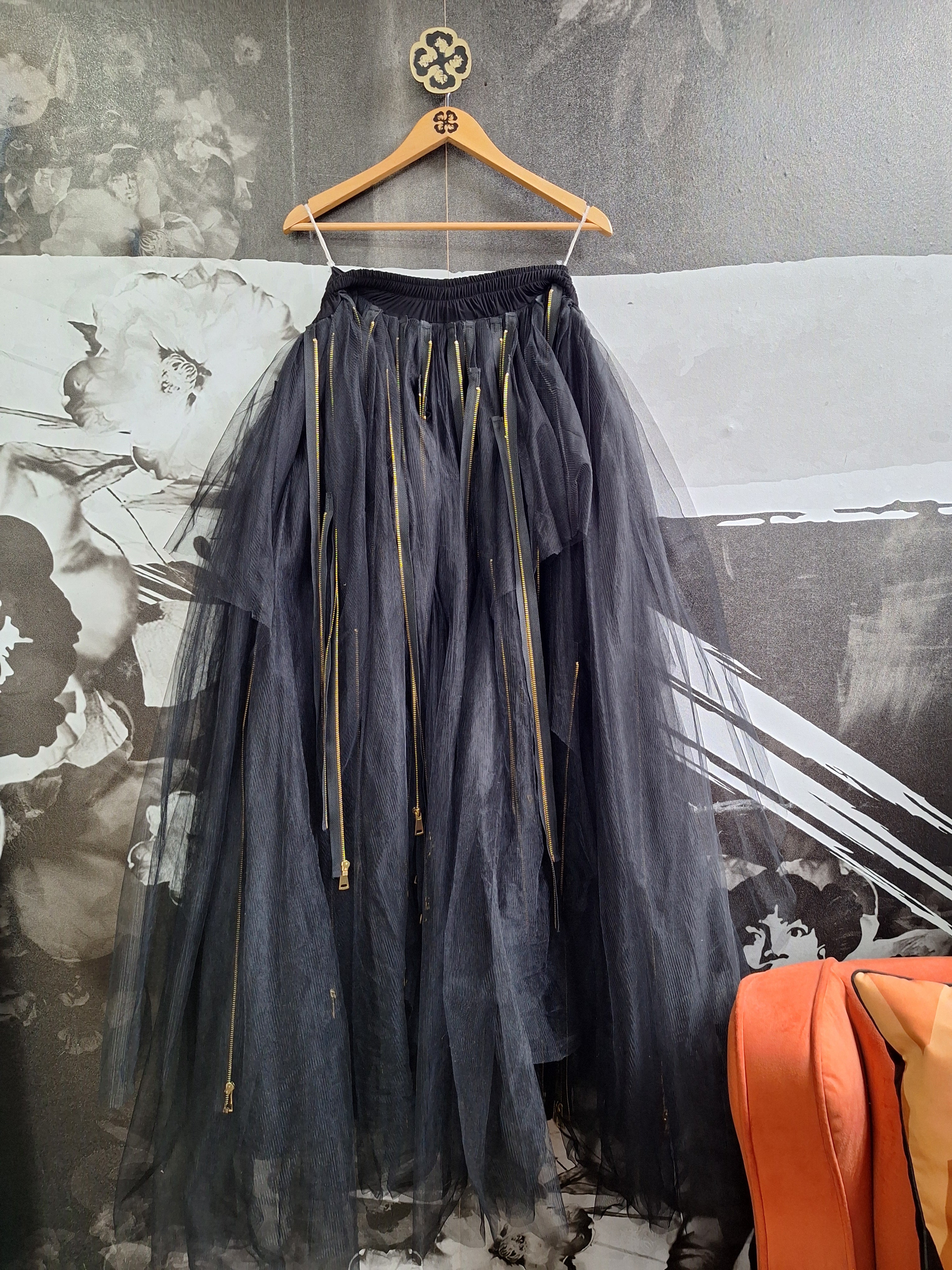 Black Zipper detail skirt